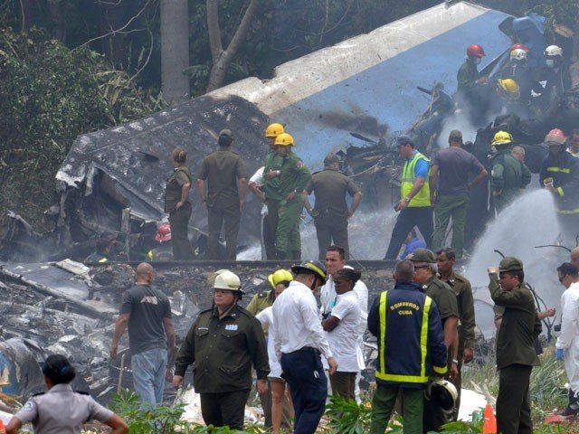 Cuba: A military helicopter crashes, killing 5