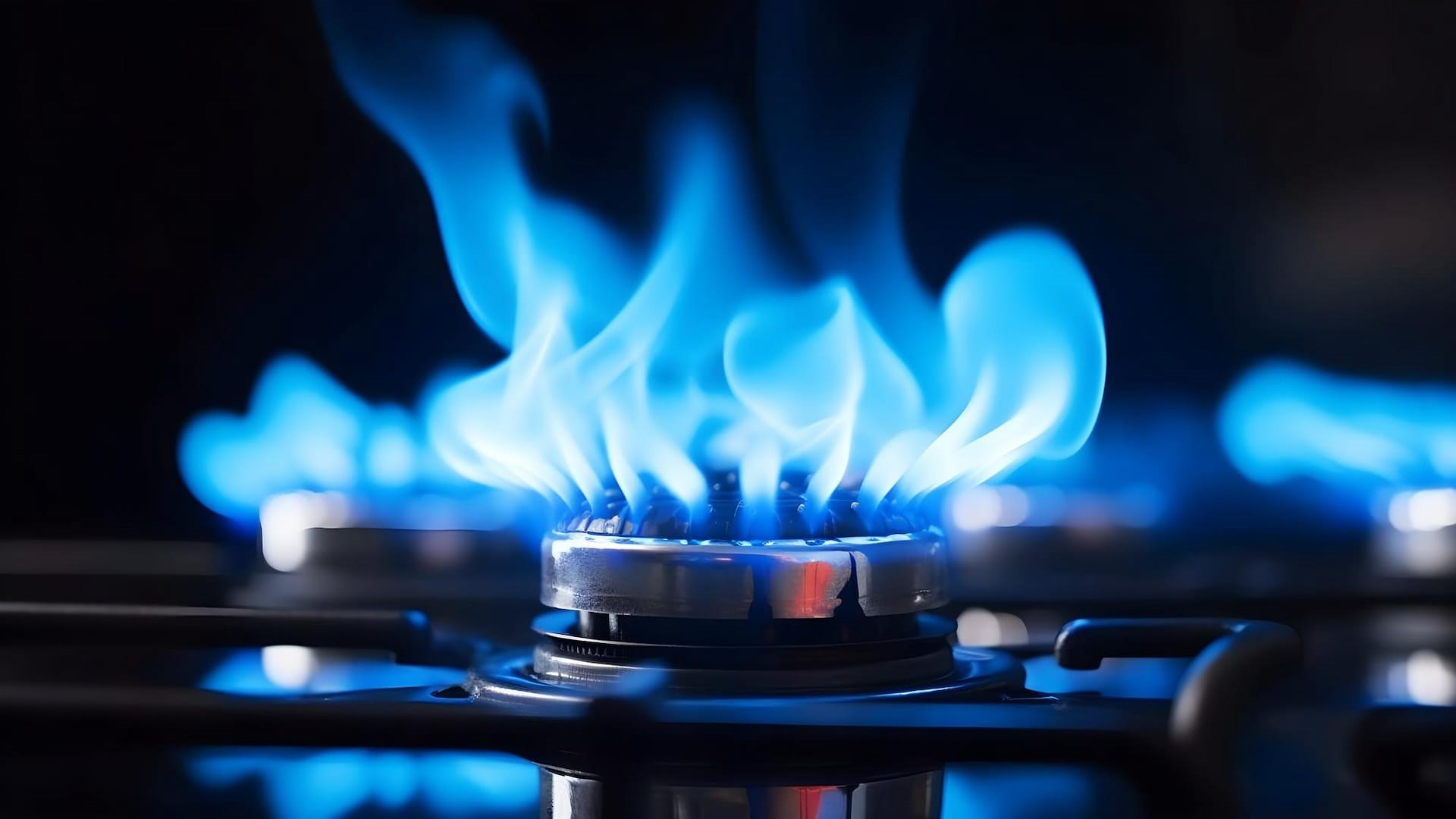 Government Plans New Gas Surcharge to Support Energy Reforms