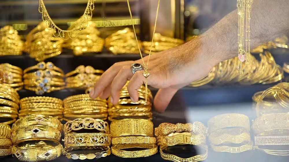 Gold Price in Pakistan Hits Record High After Rs. 300 Increase