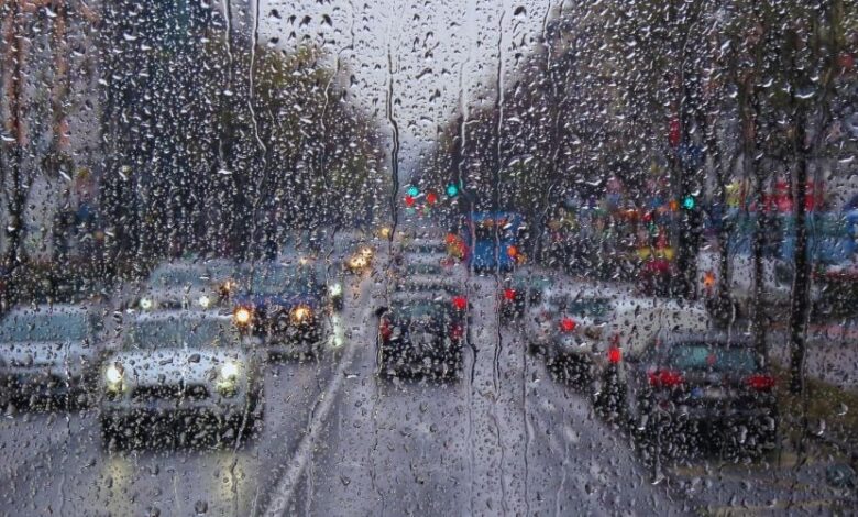 Heavy Rain Expected to Continue in Karachi