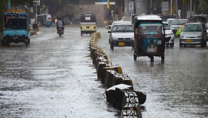 Heavy Rain Continue to Drench Karachi, PMD Warns of Intensifying Monsoon System