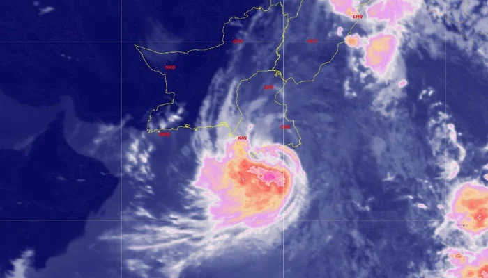 Karachi Braces for Potential Cyclone: Mayor Urges Caution as Heavy Rains Loom