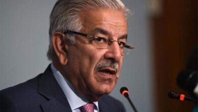 Khawaja Asif Questions PTI’s Sincerity in Dialogue Efforts Amid Political Tensions