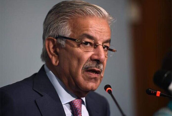 Khawaja Asif Questions PTI’s Sincerity in Dialogue Efforts Amid Political Tensions