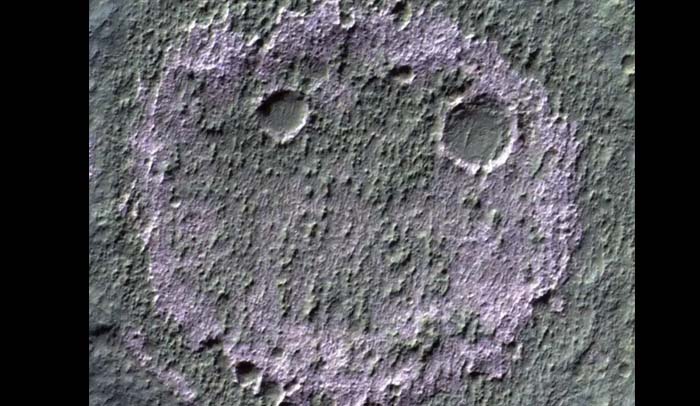 Smiley Face on Mars, Astronomers Discover Clue to Ancient Life