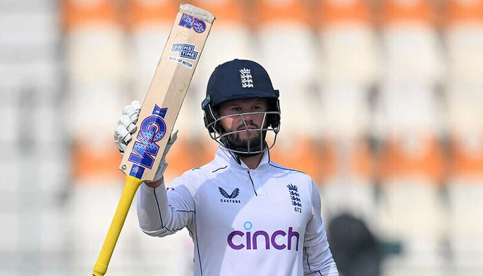 Ben Duckett's Half-Century Helps England Reach 88-1