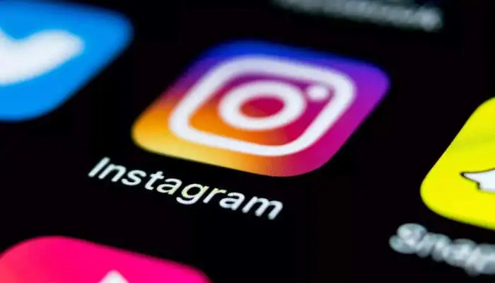 Instagram Users Face Direct Messaging Outage