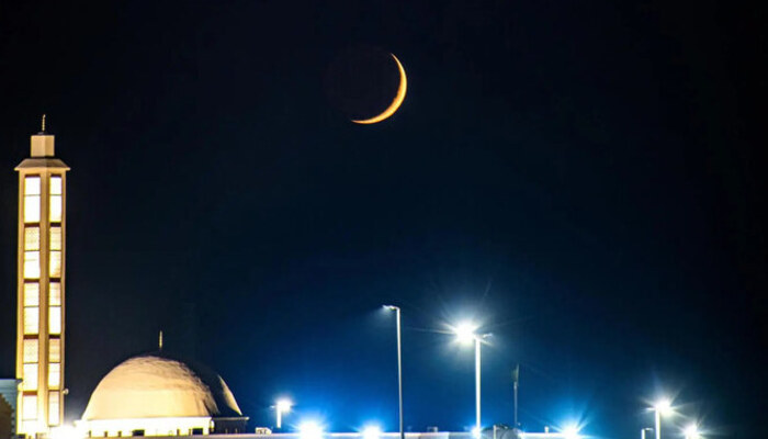 Moon and Venus Conjunction Dazzles Saudi Skies