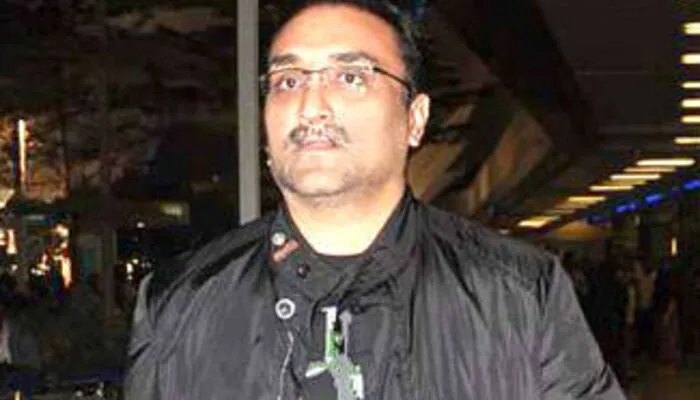 Aditya Chopra's 'Dictator' Leadership Behind DDLJ