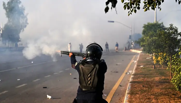 Clashes Erupt in Islamabad as Imran Khan’s Supporters Demand His Release