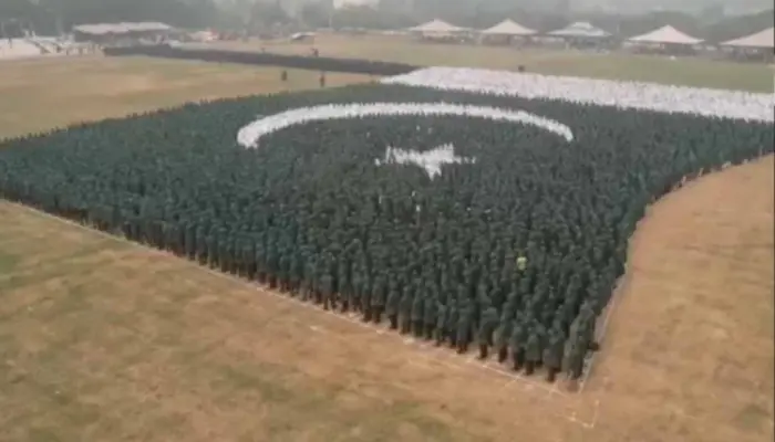 Pakistan Sets Guinness World Record for Largest Human Flag