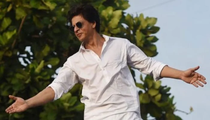 Shah Rukh Khan Announces He Has Quit Smoking