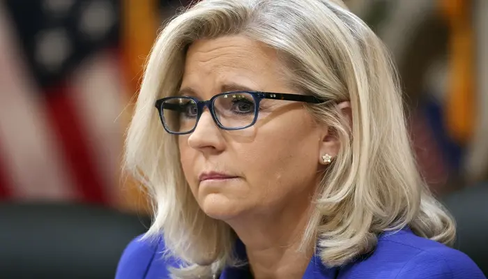 Trump’s Comments on Liz Cheney Stir Backlash Amid Escalating Political Tensions