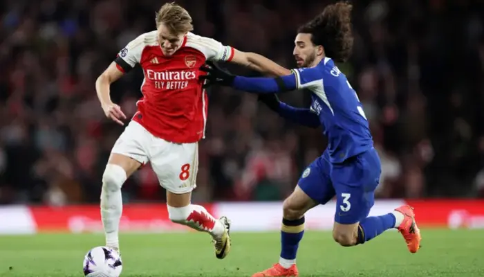 Chelsea and Arsenal Draw 1-1 in Tense London Derby