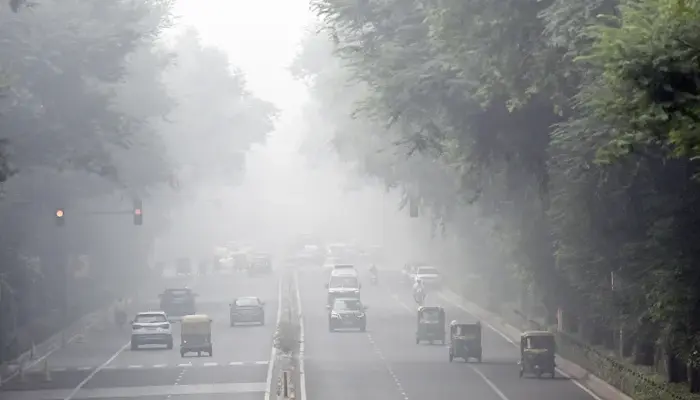 New Delhi Shuts Down Primary Schools as Air Pollution Soars