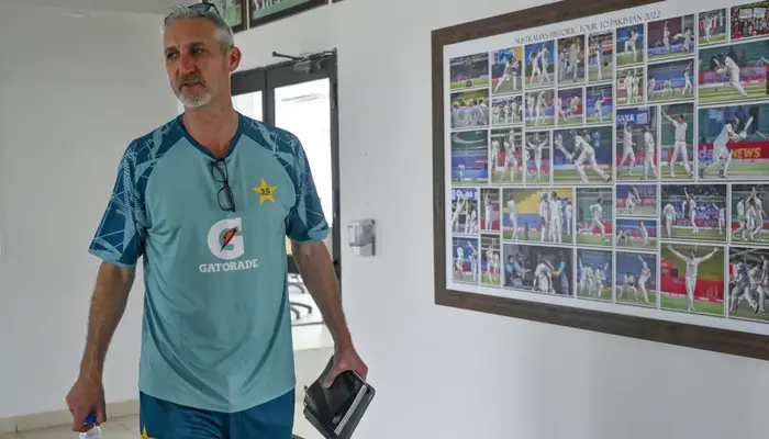 Jason Gillespie Quits as Pakistan’s Test Coach, Citing Poor Communication with PCB