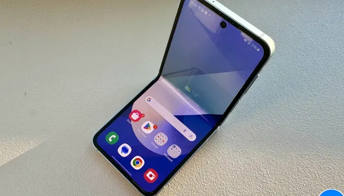 Affordable Galaxy Z Flip FE Expected to Launch in 2025