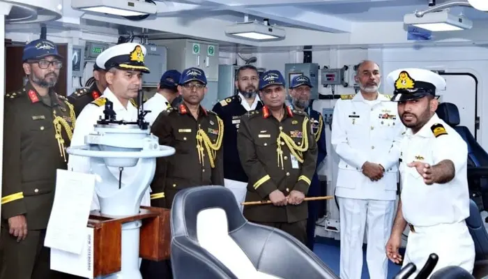 Bangladesh Delegation Strengthens Defence Ties with Pakistan Navy