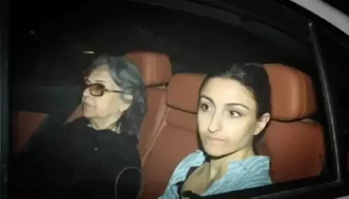 Sharmila Tagore, Soha Ali Khan Visits Saif in Hospital