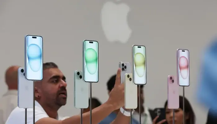 Apple’s Foldable iPhone Moves Closer to Reality, New Leak Suggests