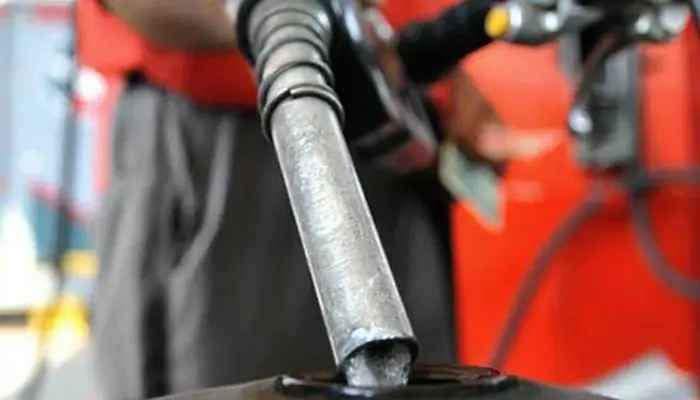 Govt Reduces Petrol Price by Re1, Diesel by Rs4 Amid Global Oil Fluctuations