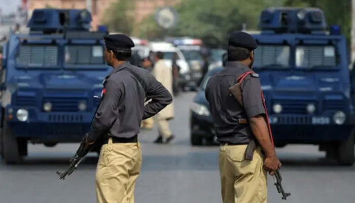 Karachi Police Officers Demoted for Mishandling Mustafa Amir Case