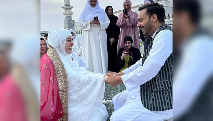 Kubra Khan and Gohar Rasheed’s Nikah Video Released from Makkah