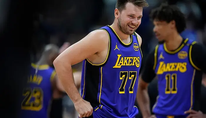 Luka Dončić Shines as Lakers Dominate Nuggets