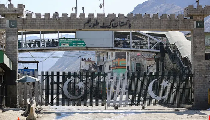 Pakistan Shuts Torkham Border Amid Rising Tensions