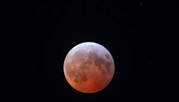 UAE Scientists Develop ‘Moon Dust’ to Advance Lunar Exploration 1 UAE Scientists Develop ‘Moon Dust’ to Advance Lunar Exploration