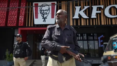 Violent Protests Over Gaza Conflict Target KFC in Pakistan, One Killed