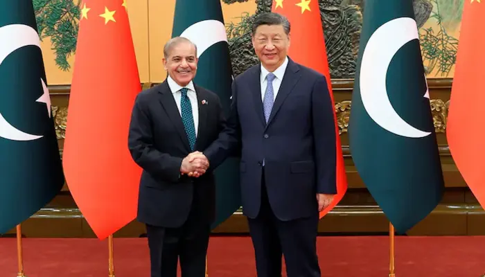 China Reaffirms Support to Pakistan Amid Rising Regional Tensions, Backs Probe into Pahalgam Incident