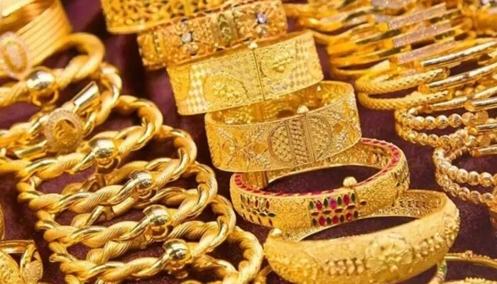 Gold Prices Surge as US-China Tensions Fuel Safe-Haven Demand