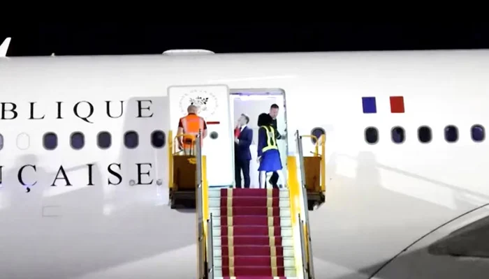 Macron Caught in Viral ‘Slap’ Clip During Vietnam Arrival