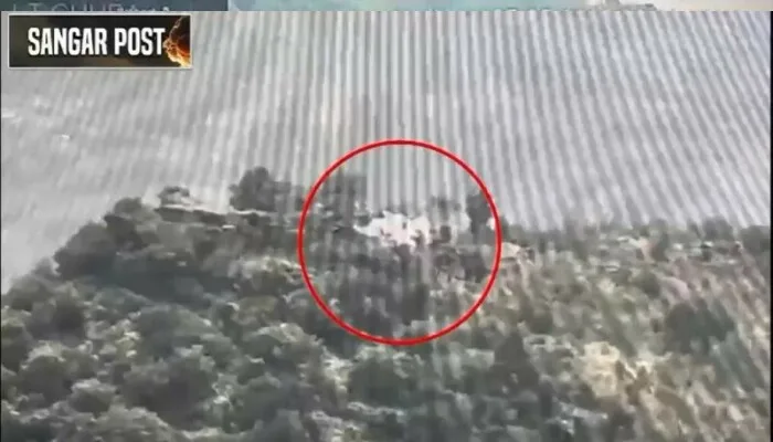 Footage Shows Pakistan Army Forcing Indian Retreat at LoC