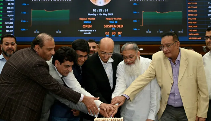 PSX Celebration Marks Record-Breaking Rally After Ceasefire