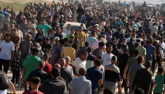 Israel Threatens New Assault, UNRWA Alleges Hunger Warfare