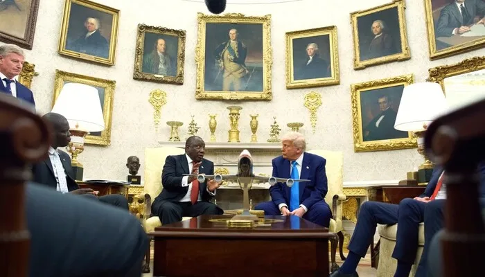 Ramaphosa Stays Calm Amid Oval Office Confrontation With Trump