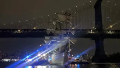 Ship Crash Near Brooklyn Bridge Kills Two, Injures Dozens