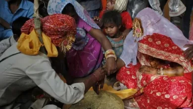 Zardari Signs Bill Banning Child Marriage