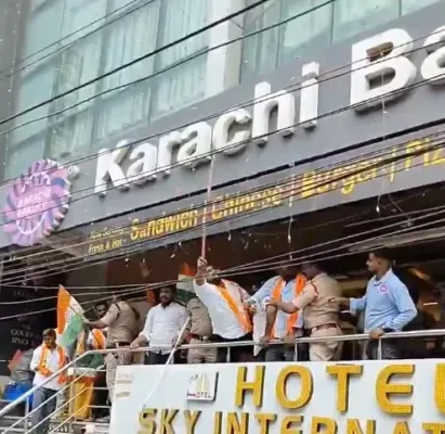 The members of the BJP vandalising Karachi Bakery