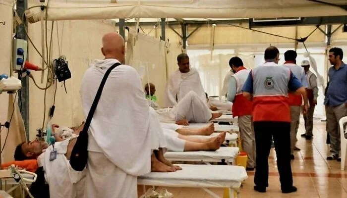 18 Pakistani Pilgrims Pass Away During Hajj 2025