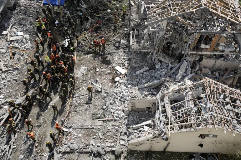 Iran-Israel Missile Clash Escalates After US Bombing of Nuclear Sites