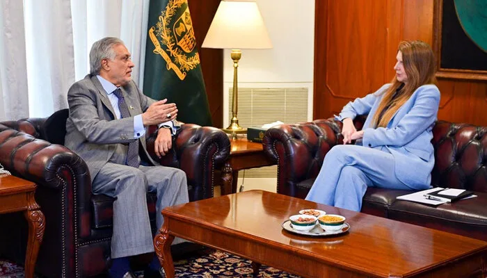 Pakistan, UK Reaffirm Commitment to Strengthen Bilateral Relations
