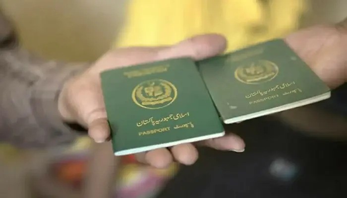 Pakistani Passport Holders Can Travel to 32 Nations Visa-Free