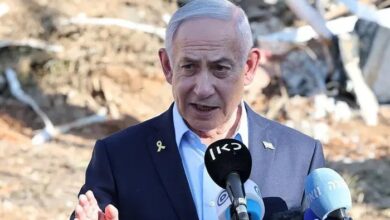 Hamas-Israel Ceasefire Talks Stall as Mandate Questioned