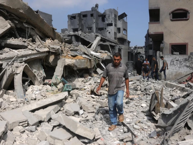 Israeli Strikes Kill 41 in Gaza as Trump Hints at Hostages
