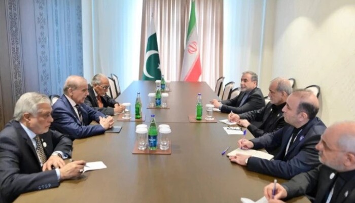 Pakistan, Iran Pledge Stronger Ties Amid Regional Tensions at ECO Summit