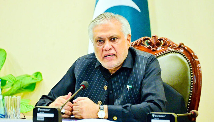 Pakistan Targets New Investments for Economic Growth
