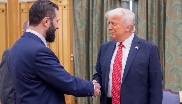 Trump Formally Orders Lifting of Sanctions on Post-Assad Syria